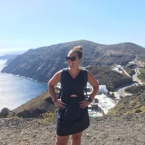 Meet your Posher, Julia